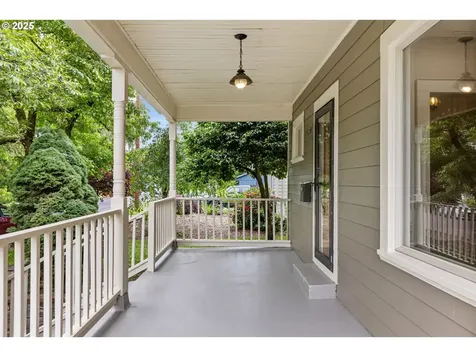 9605 N Hodge Avenue Portland OR 97203
