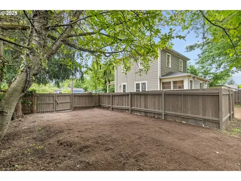 9605 N Hodge Avenue Portland OR 97203