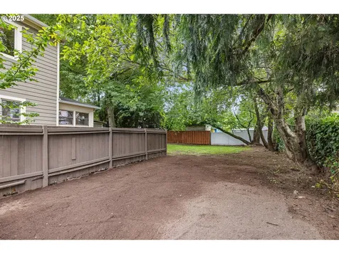 9605 N Hodge Avenue Portland OR 97203