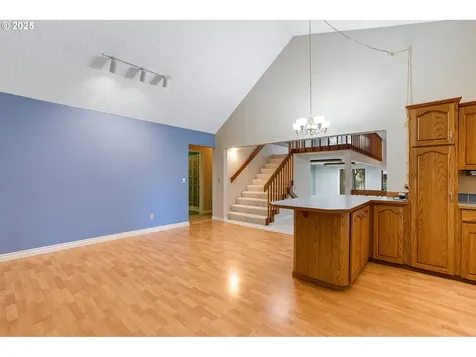 4321 Collins Way Lake Oswego OR 97035