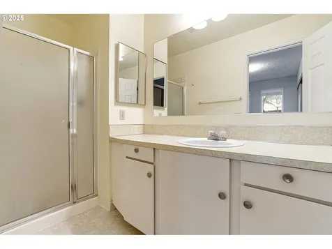 4321 Collins Way Lake Oswego OR 97035