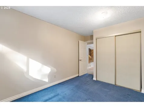 4321 Collins Way Lake Oswego OR 97035