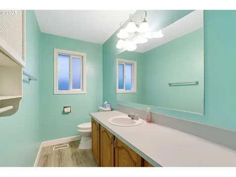 4321 Collins Way Lake Oswego OR 97035
