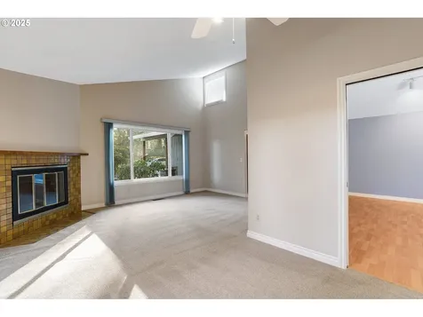 4321 Collins Way Lake Oswego OR 97035