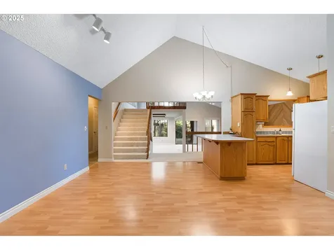 4321 Collins Way Lake Oswego OR 97035