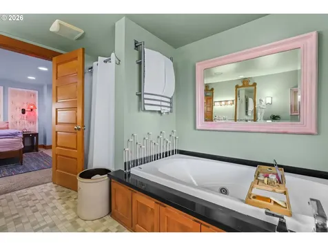 89728 Ocean Drive Warrenton OR 97146