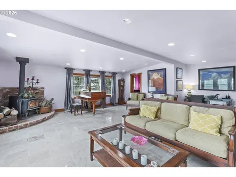 89728 Ocean Drive Warrenton OR 97146
