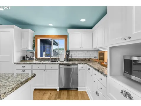 89728 Ocean Drive Warrenton OR 97146
