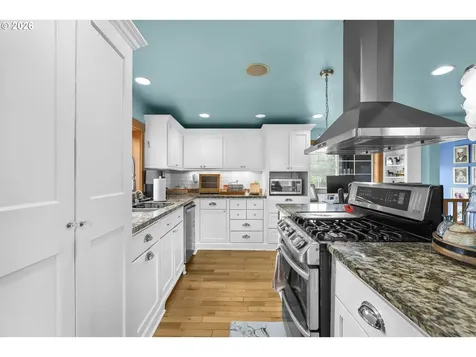 89728 Ocean Drive Warrenton OR 97146
