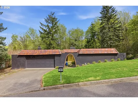 6011 SW Salmon Street Portland OR 97221