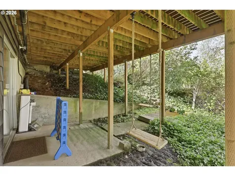 6011 SW Salmon Street Portland OR 97221