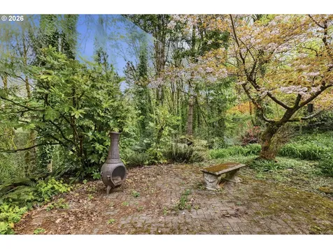 6011 SW Salmon Street Portland OR 97221