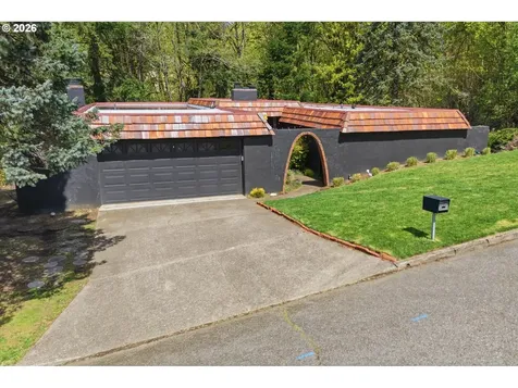 6011 SW Salmon Street Portland OR 97221