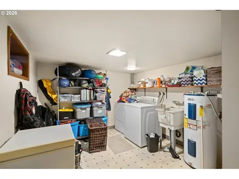 120 N Gilmore Street Heppner OR 97836