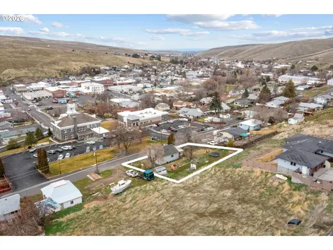 120 N Gilmore Street Heppner OR 97836