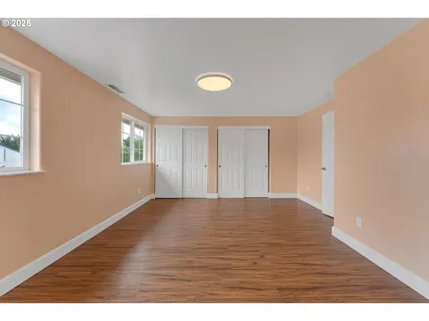 16802 SE 18th Street Vancouver WA 98683