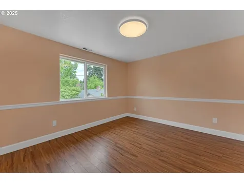16802 SE 18th Street Vancouver WA 98683
