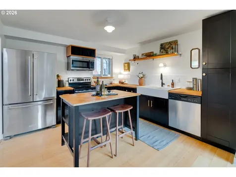 5405 NE Mason Street Portland OR 97218