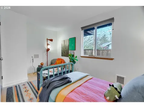 5405 NE Mason Street Portland OR 97218