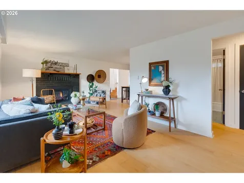 5405 NE Mason Street Portland OR 97218