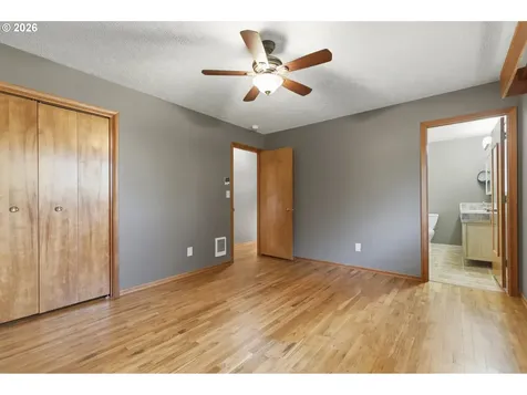 715 Dayton Avenue Vancouver WA 98664