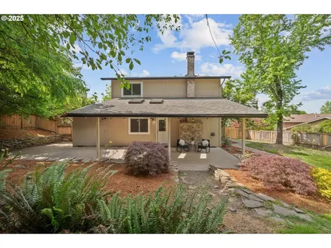 1942 Wagtail Court NW Salem OR 97304