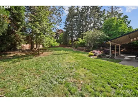 1942 Wagtail Court NW Salem OR 97304