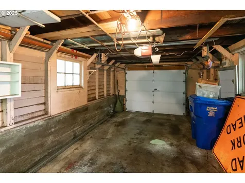 7525 N Albina Avenue Portland OR 97217