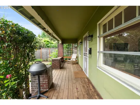 7525 N Albina Avenue Portland OR 97217