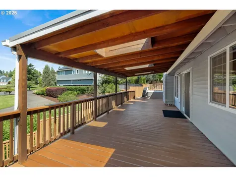 6515 SW Chelsea Place Portland OR 97223