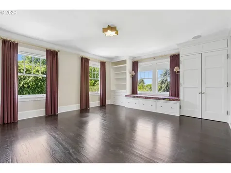 1808 SW Laurel Street Portland OR 97201