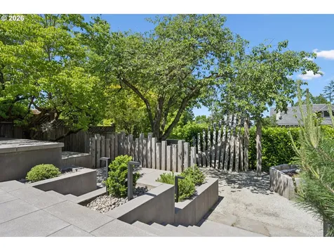 1808 SW Laurel Street Portland OR 97201