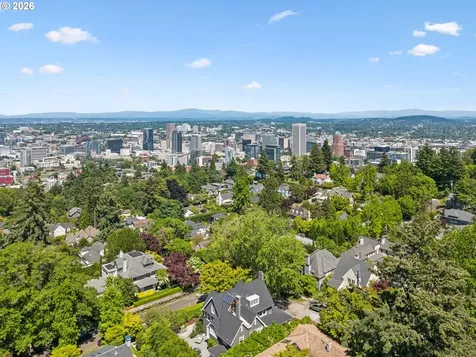 1808 SW Laurel Street Portland OR 97201