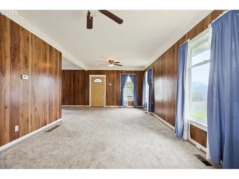 512 W 12th Street The Dalles OR 97058