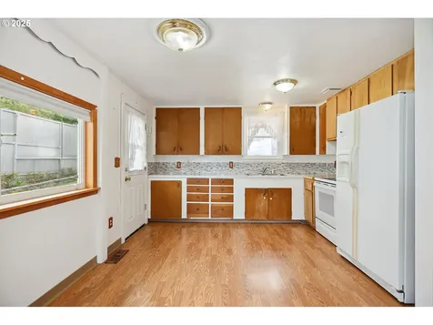 512 W 12th Street The Dalles OR 97058