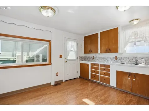 512 W 12th Street The Dalles OR 97058