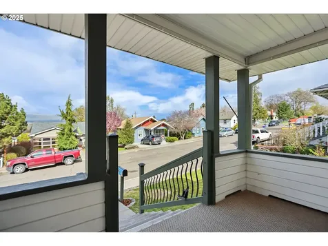 512 W 12th Street The Dalles OR 97058