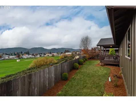 1858 NE Sunset Street Roseburg OR 97470