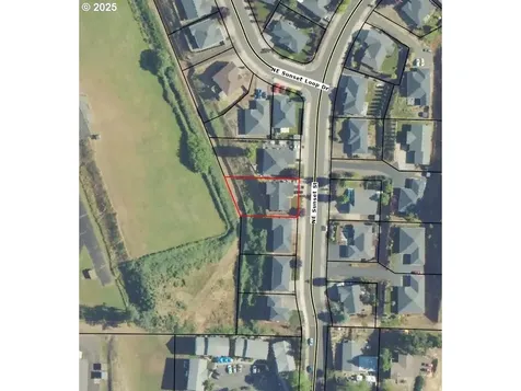 1858 NE Sunset Street Roseburg OR 97470