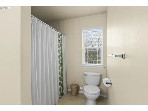 11212 SE Insley Street Portland OR 97266