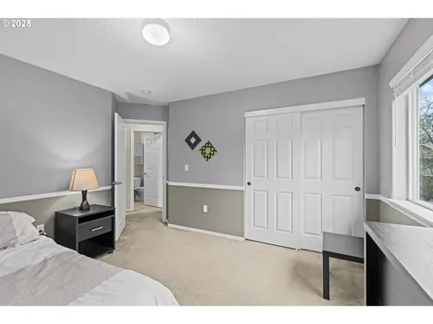 11212 SE Insley Street Portland OR 97266