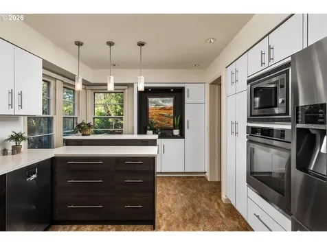1021 SW Stephenson Court Portland OR 97219