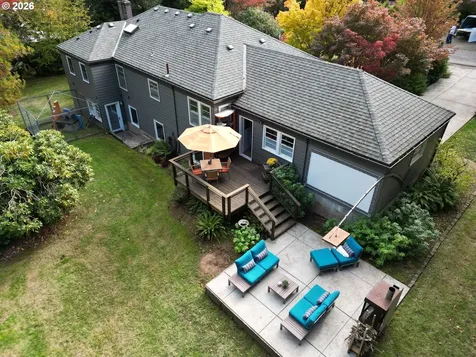 1021 SW Stephenson Court Portland OR 97219