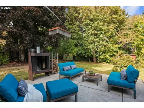 1021 SW Stephenson Court Portland OR 97219