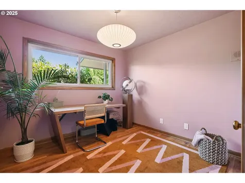 10926 NE Flanders Street Portland OR 97220