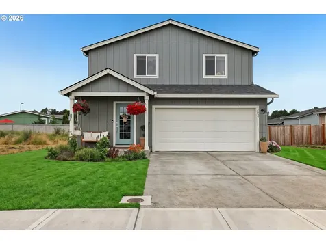 2027 Henderson Way Longview WA 98632