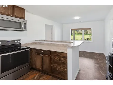 23892 Butler Road Elmira OR 97437