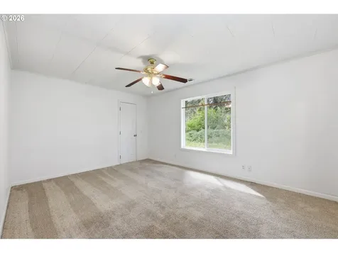 23892 Butler Road Elmira OR 97437