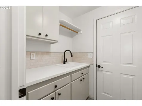 16625 Apperson Boulevard Oregon City OR 97045