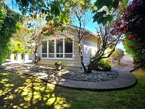 17174 Ocean Park Court Brookings OR 97415